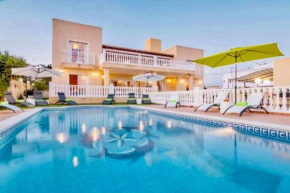 Can Piedra 5 min from Ushuaïa and HÏ DISCO